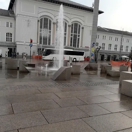 Bahn Hof